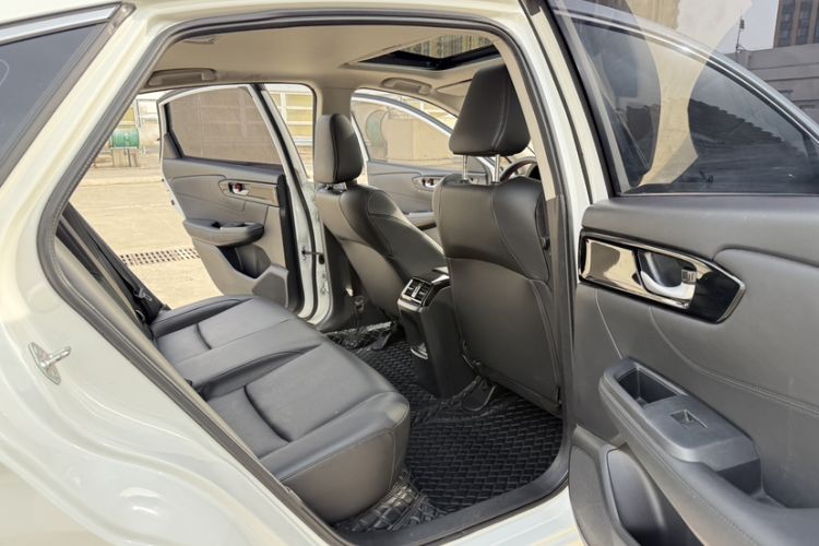 Used Honda Envix 2022 180TURBO CVT Comfort Version Interior 4