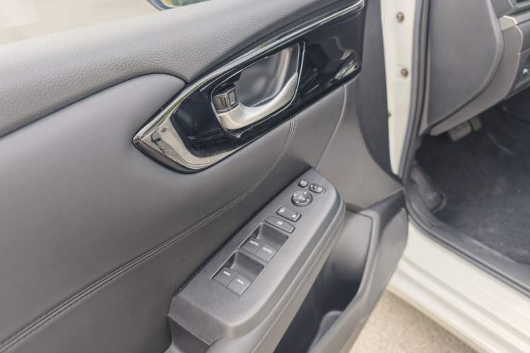 Used Honda Envix 2022 180TURBO CVT Prestige Edition Interior 4