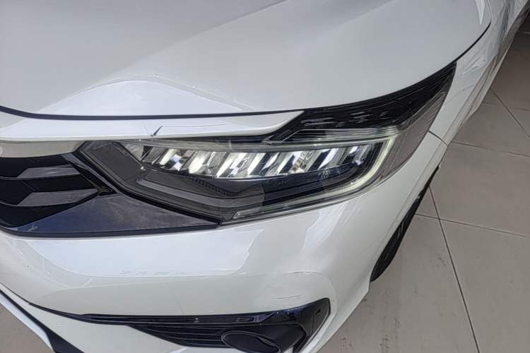 Used Honda Envix 2022 180TURBO CVT Comfort Version Left Front Headlight