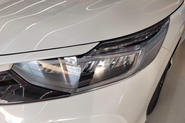 Used Honda Envix 2022 180TURBO CVT Comfort Version Left Front Headlight