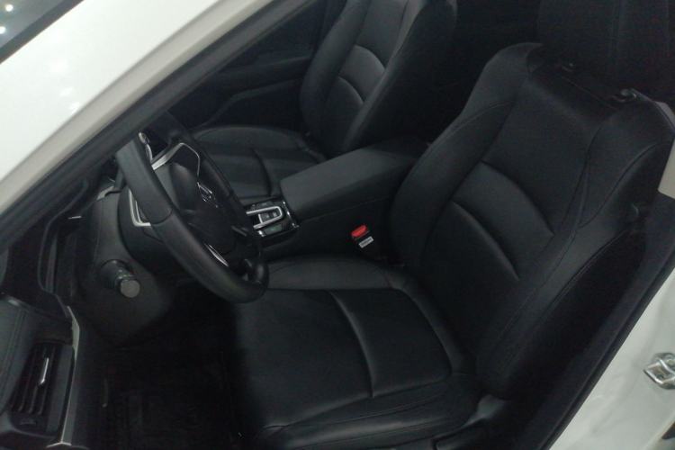 Used Honda Envix 2022 180TURBO CVT Comfort Version Left Front Seat