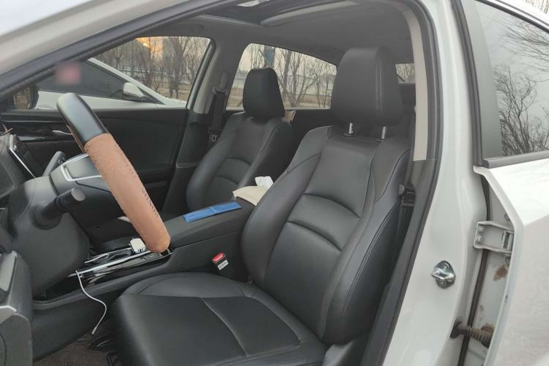Used Honda Envix 2022 180TURBO CVT Enjoy Edition Left Front Seat