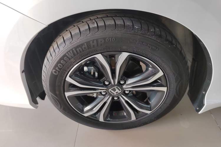 Used Honda Envix 2022 180TURBO CVT Comfort Version Left Front Wheel Hub