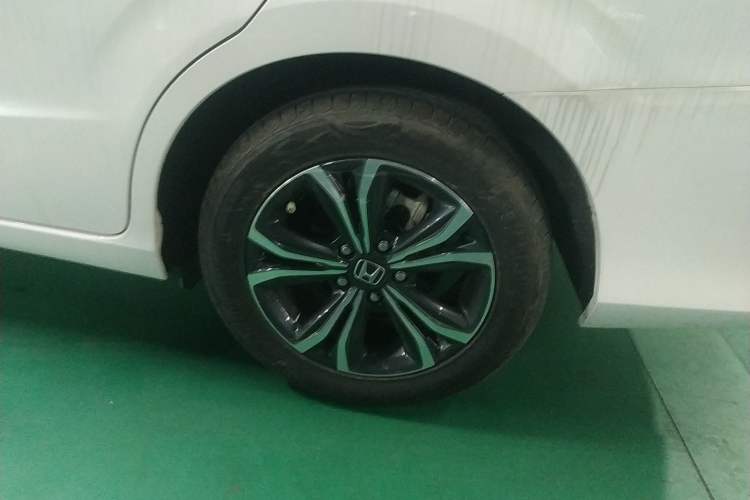 Used Honda Envix 2022 180TURBO CVT Comfort Version Left Rear Wheel Hub