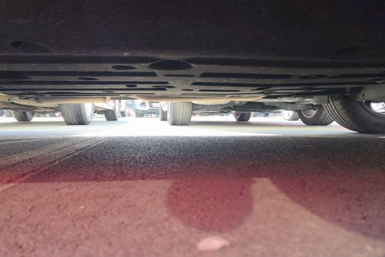 Used Honda Envix 2022 180TURBO CVT Comfort Version Left Side Sill