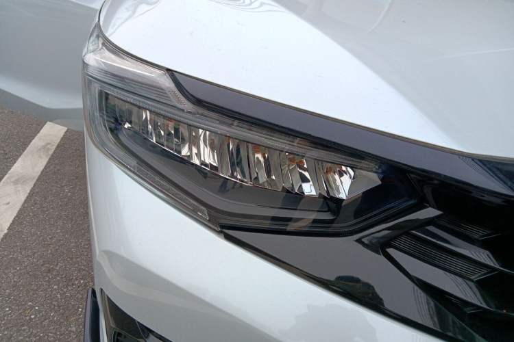Used Honda Envix 2022 Lingpai Hybrid 1.5L Jingyao Edition Right Front Headlight