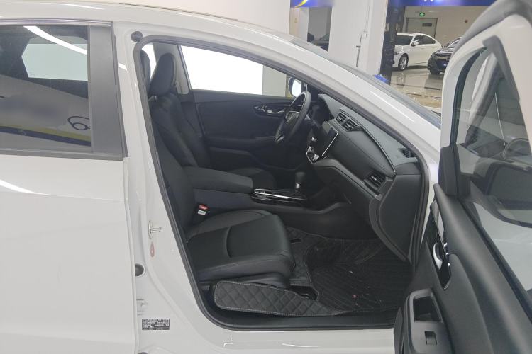 Used Honda Envix 2022 180TURBO CVT Enjoy Edition Right Front Seat