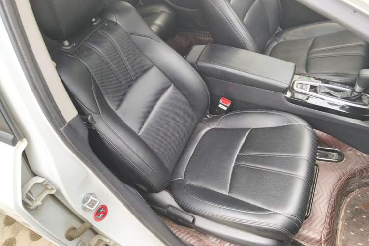 Used Honda Envix 2022 180TURBO CVT Enjoyment Version Right Front Seat
