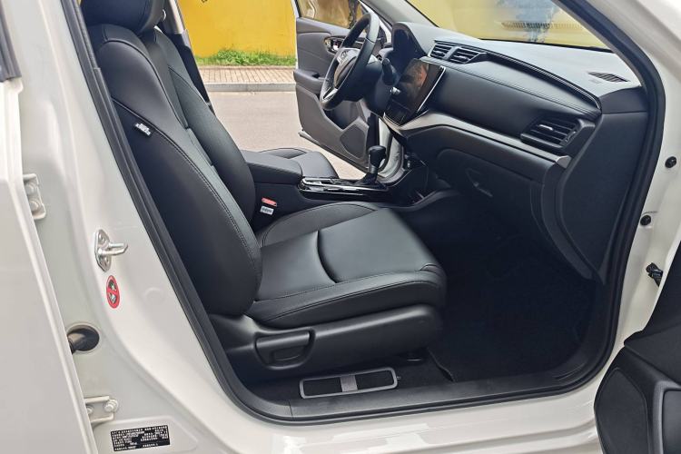 Used Honda Envix 2022 180TURBO CVT Prestige Edition Right Front Seat