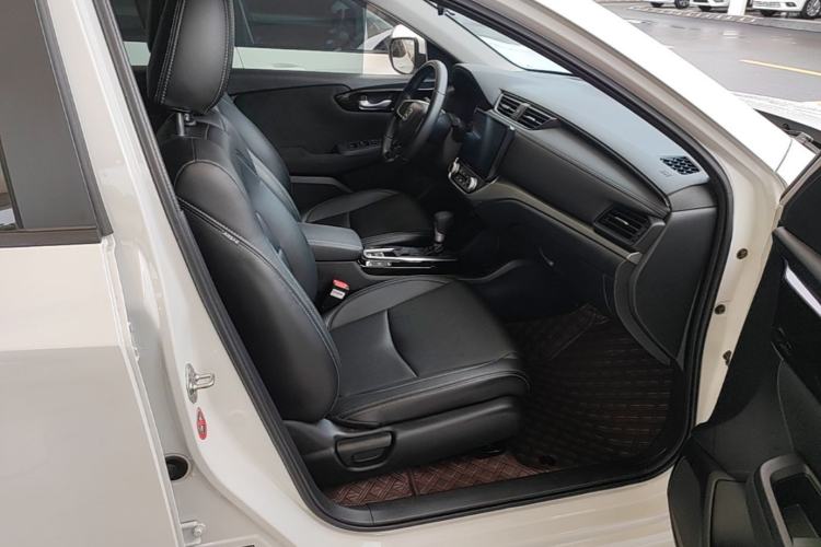 Used Honda Envix 2022 180TURBO CVT Enjoyment Version Right Front Seat