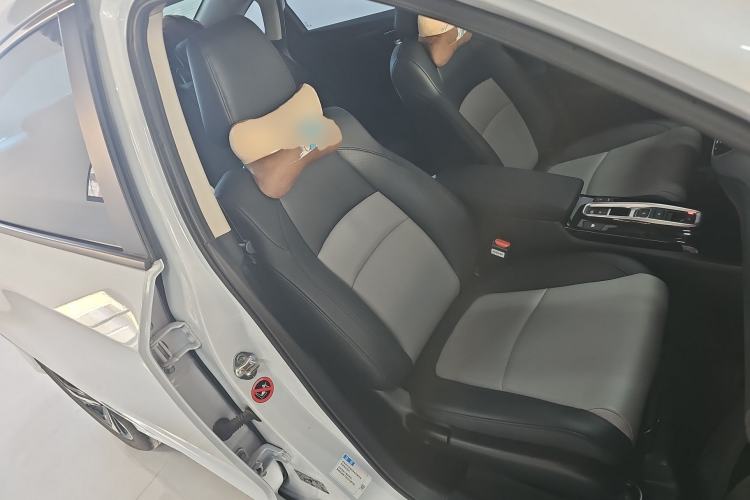 Used Honda Envix 2022 Lingpai Hybrid 1.5L Pure Enjoyment Version Right Front Seat