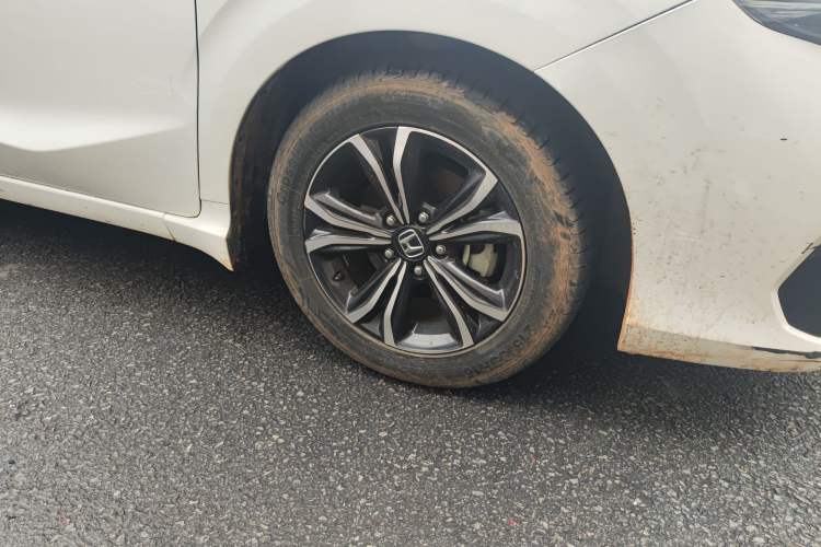Used Honda Envix 2022 180TURBO CVT Enjoy Edition Right Front Wheel Hub