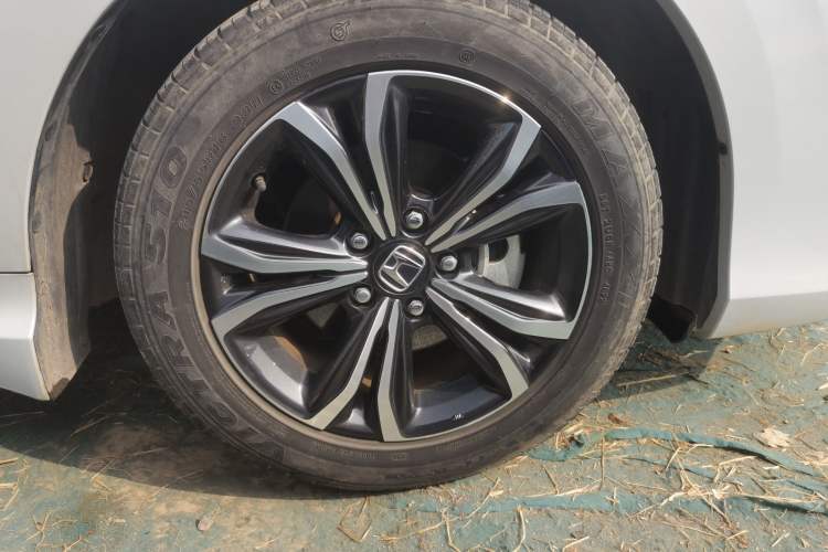 Used Honda Envix 2022 Lingpai Hybrid 1.5L Comfort Edition Right Front Wheel Hub