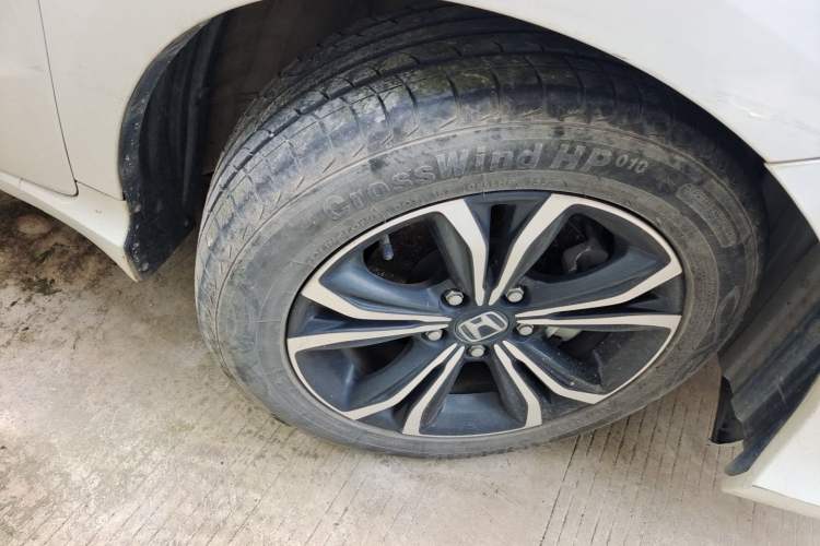 Used Honda Envix 2022 180TURBO CVT Enjoy Edition Right Front Wheel Hub