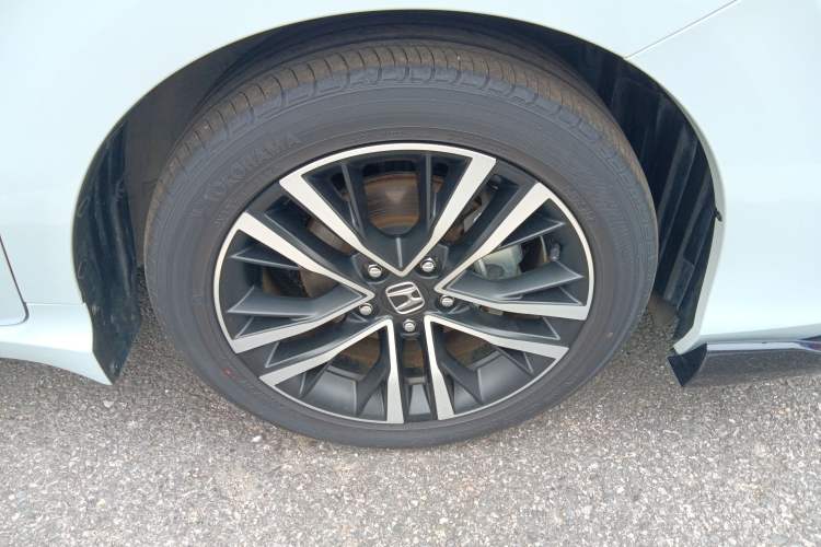 Used Honda Envix 2022 Lingpai Hybrid 1.5L Jingyao Edition Right Front Wheel Hub