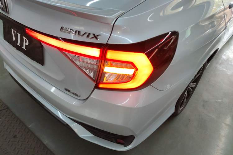 Used Honda Envix 2022 Lingpai Hybrid 1.5L Pure Comfort Version Right Rear Taillight