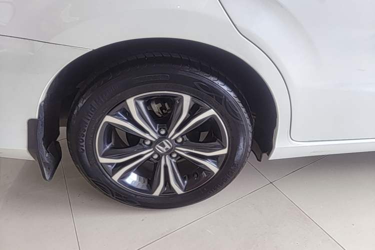 Used Honda Envix 2022 180TURBO CVT Comfort Version Right Rear Wheel Hub