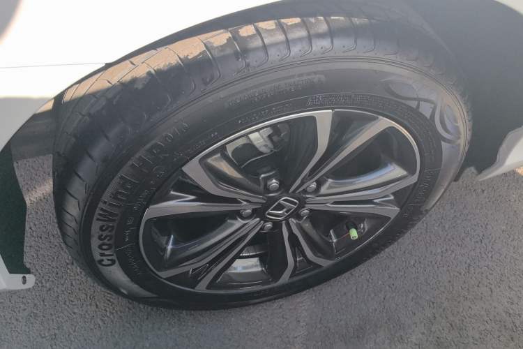 Used Honda Envix 2022 180TURBO CVT Comfort Version Right Rear Wheel Hub