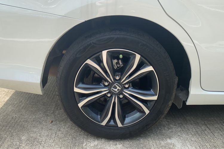 Used Honda Envix 2022 180TURBO CVT Comfort Version Right Rear Wheel Hub