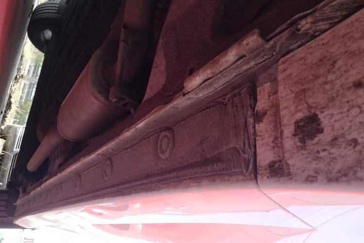 Used Honda Envix 2022 180TURBO CVT Comfort Version Right Side Sill