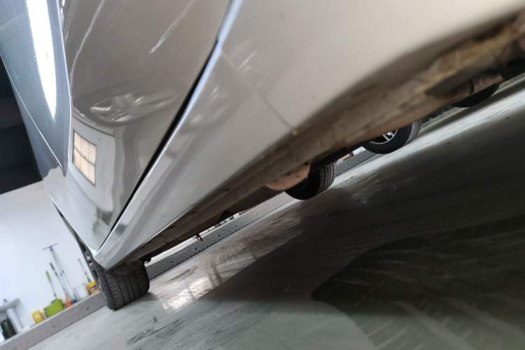 Used Honda Envix 2022 Lingpai Hybrid 1.5L Pure Comfort Version Right Side Sill
