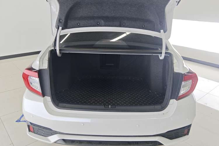 Used Honda Envix 2022 180TURBO CVT Enjoy Edition Trunk