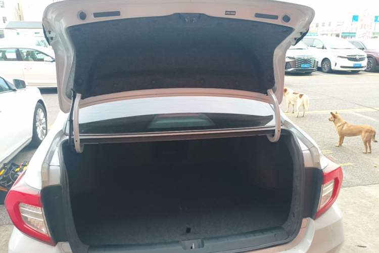 Used Honda Envix 2022 Lingpai Hybrid 1.5L Pure Enjoyment Version Trunk
