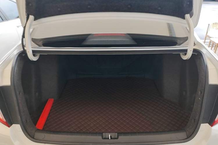 Used Honda Envix 2022 180TURBO CVT Enjoyment Version Trunk