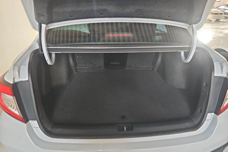 Used Honda Envix 2022 Lingpai Hybrid 1.5L Pure Enjoyment Version Trunk