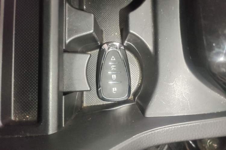 Used Honda Envix 2022 180TURBO CVT Comfort Version Vehicle Key