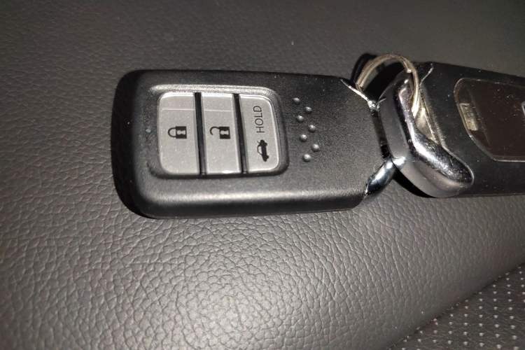 Used Honda Envix 2022 180TURBO CVT Comfort Version Vehicle Key