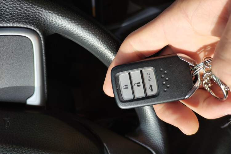 Used Honda Envix 2022 180TURBO CVT Comfort Version Vehicle Key