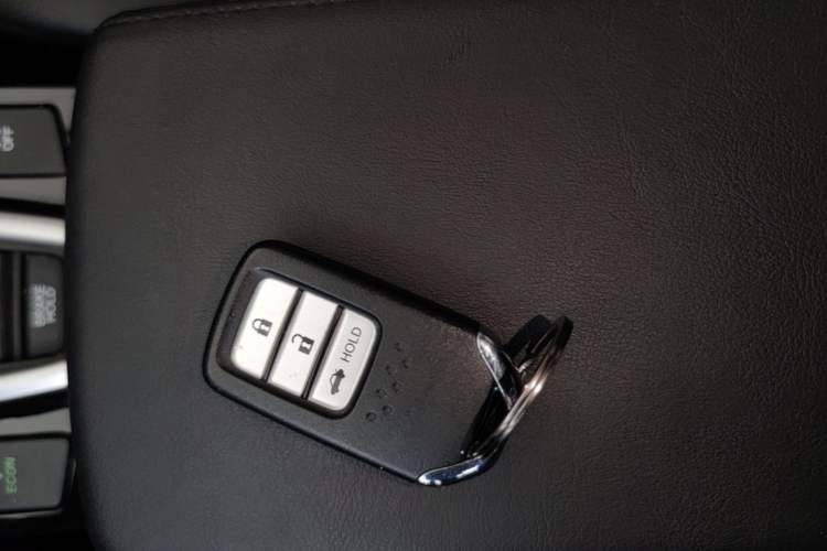 Used Honda Envix 2022 180TURBO CVT Comfort Version Vehicle Key