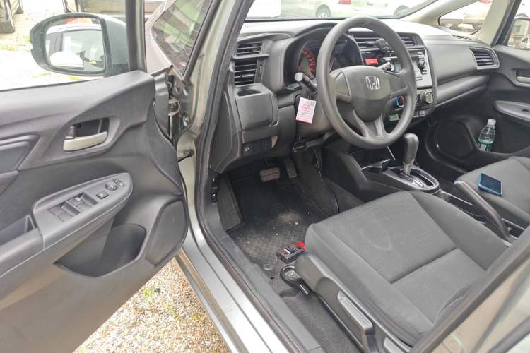 Used Honda Fit 2014 1.5L LX CVT Comfort Model Driver Seat