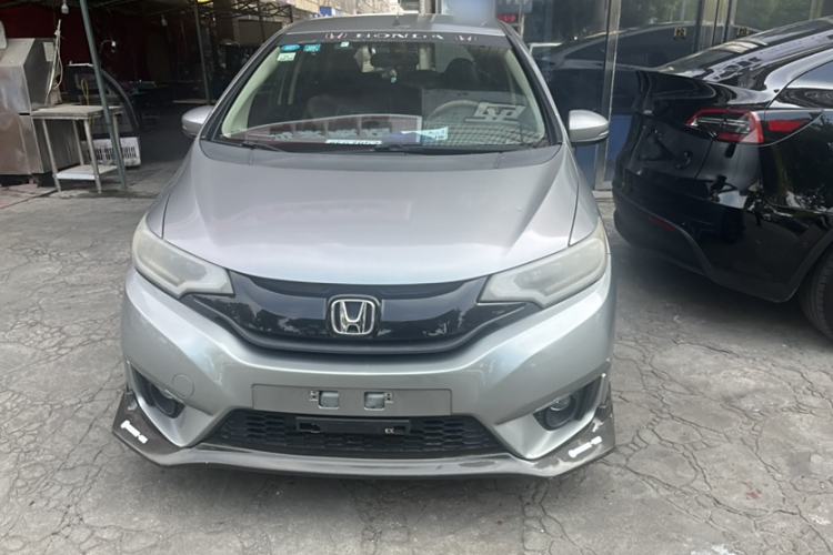 Used Honda Fit 2014 1.5L SE CVT Fashion Model Exterior 1