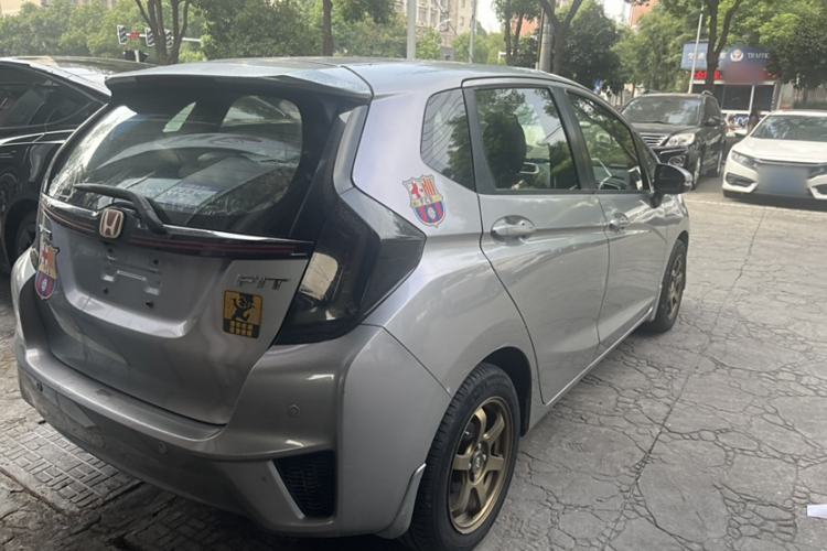 Used Honda Fit 2014 1.5L SE CVT Fashion Model Exterior 3