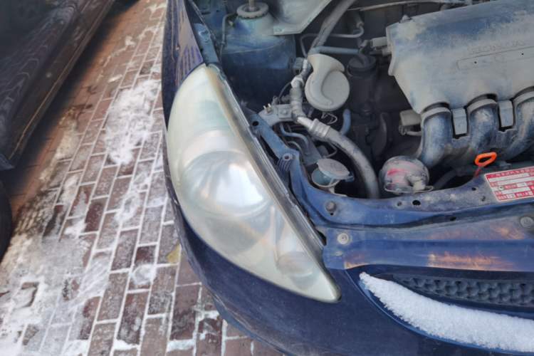 Used Honda Fit 2004 1.5L CVT Right Front Headlight
