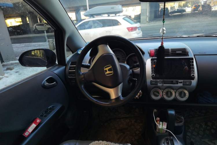 Used Honda Fit 2004 1.5L CVT Steering Wheel