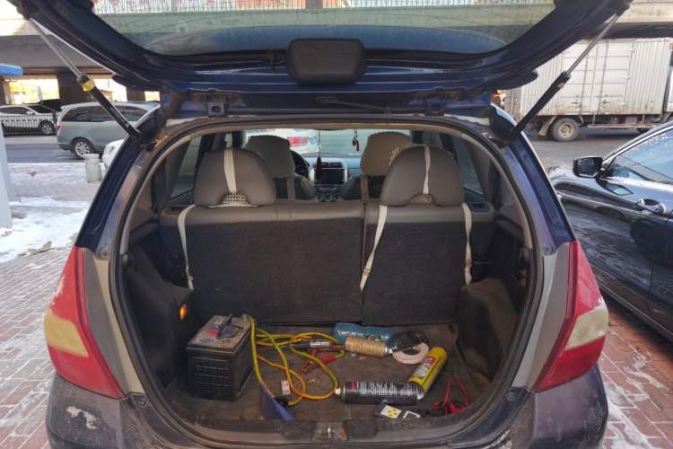 Used Honda Fit 2004 1.5L CVT Trunk