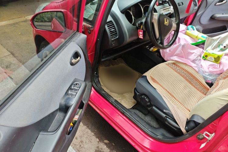 Used Honda Fit 2004 1.5L manual Driver Seat