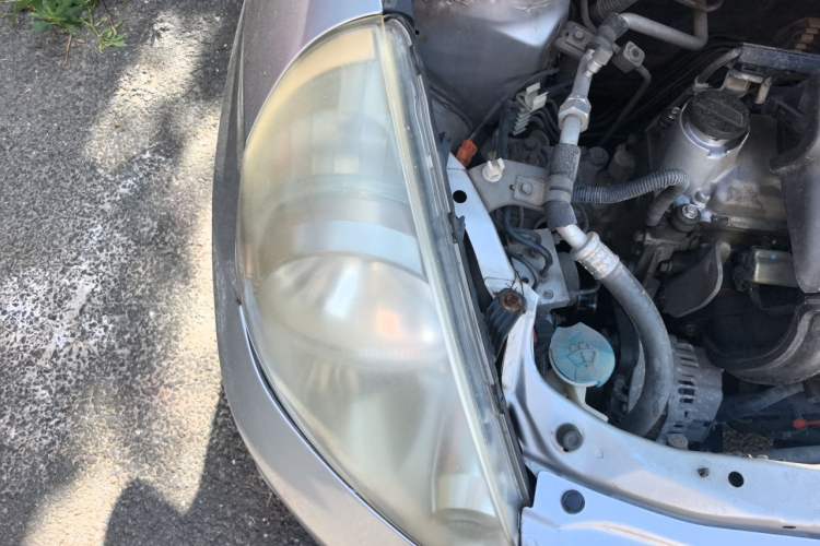 Used Honda Fit 2004 1.5L CVT Engine Bay Right