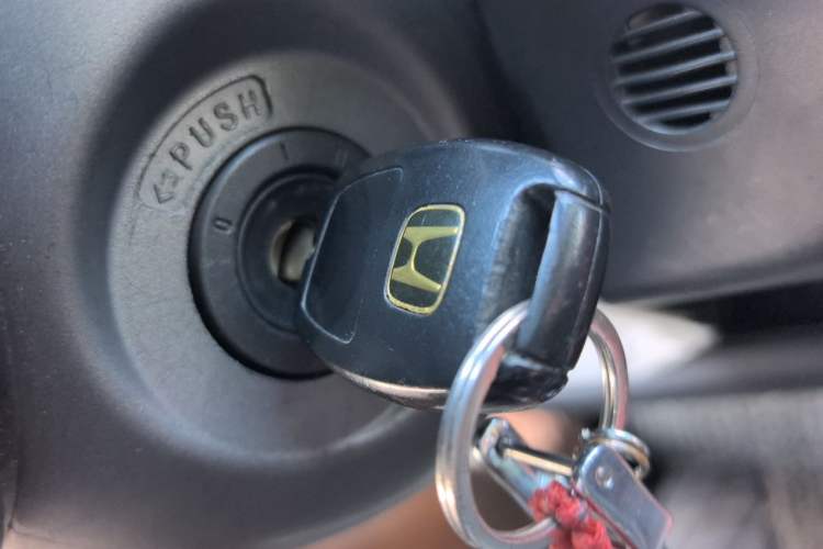 Used Honda Fit 2004 1.5L CVT Vehicle Key