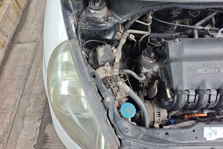 Used Honda Fit 2004 1.3L manual Engine Bay Right
