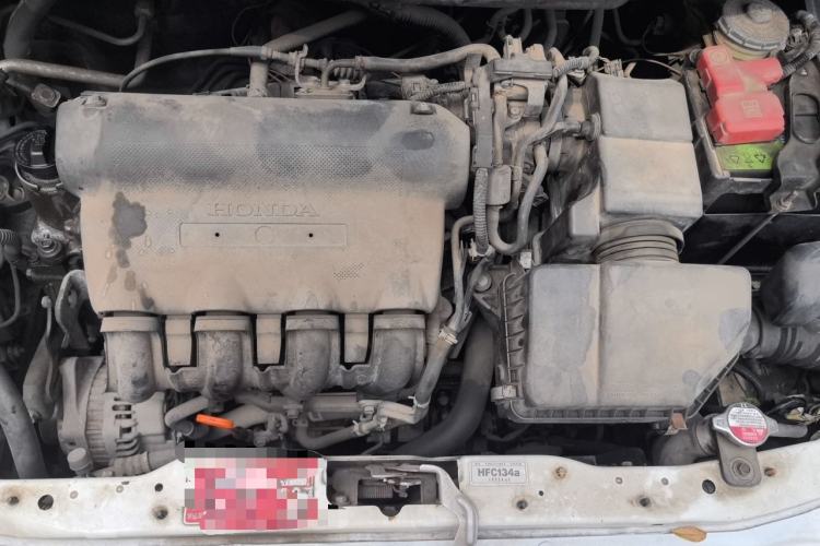 Used Honda Fit 2004 1.5L CVT Engine Bay