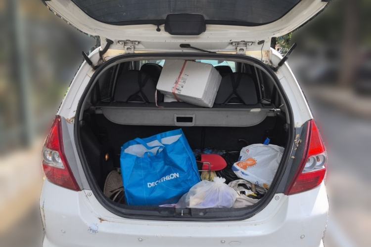 Used Honda Fit 2004 1.5L CVT Trunk