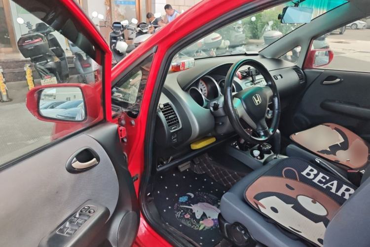 Used Honda Fit 2007 1.5L CVT Comfort Edition Driver Seat