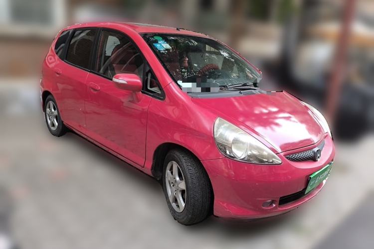 Used Honda Fit 2007 1.5L CVT Comfort Edition Front Right 45 Deg