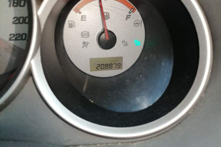 Used Honda Fit 2007 1.3L manual standard version Odometer Close Up
