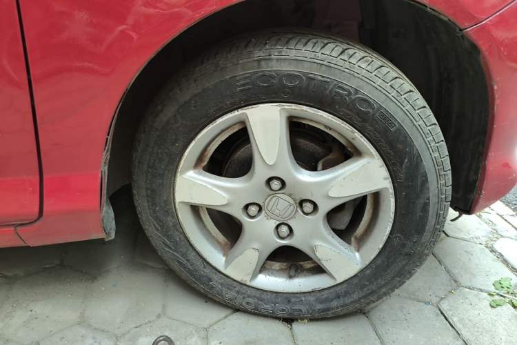 Used Honda Fit 2007 1.5L CVT Comfort Edition Right Front Wheel Hub