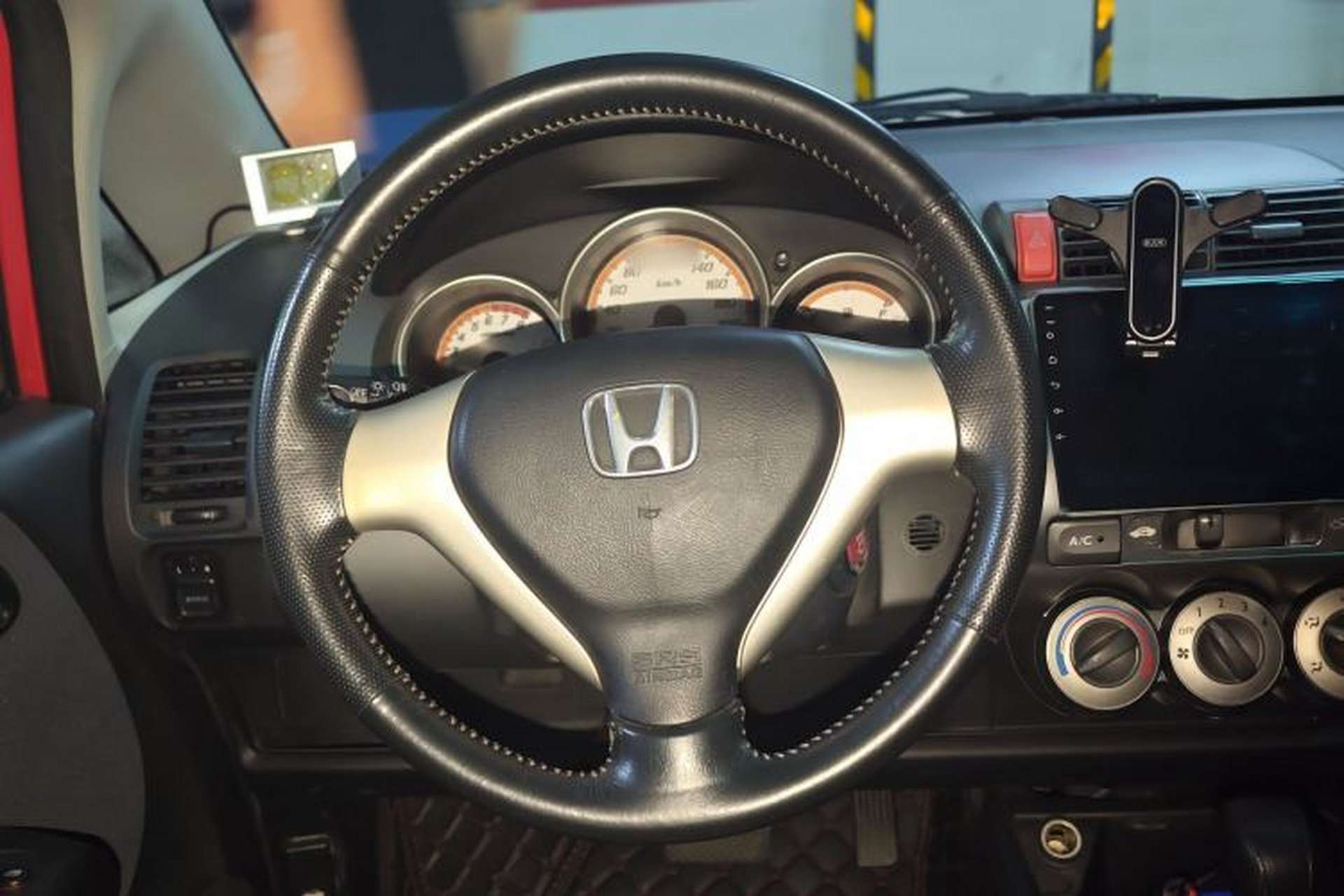 Used Honda Fit 2007 1.5L CVT Comfort Edition Steering Wheel